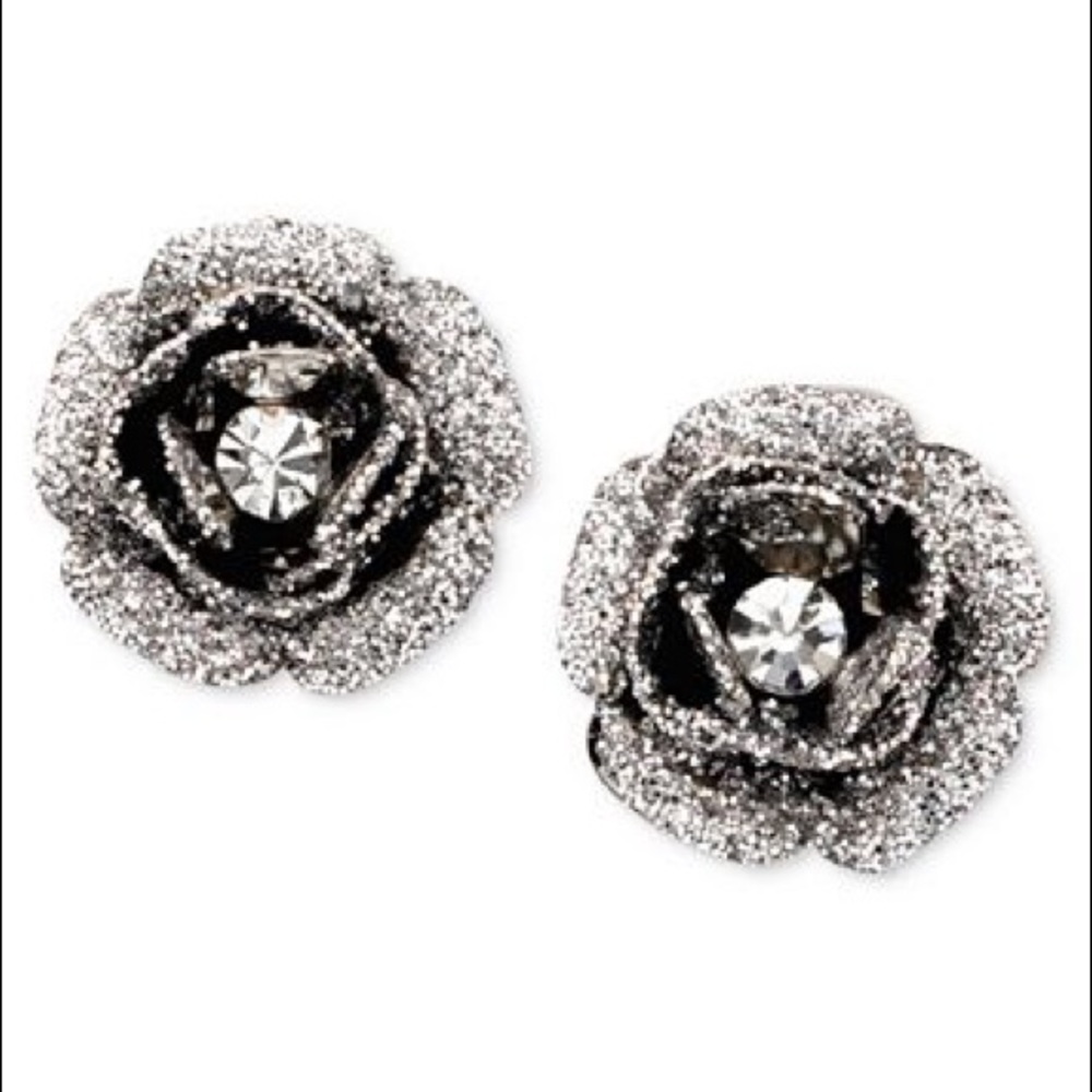 New! Betsey Johnson Rose Bud Stud Earrings Silver